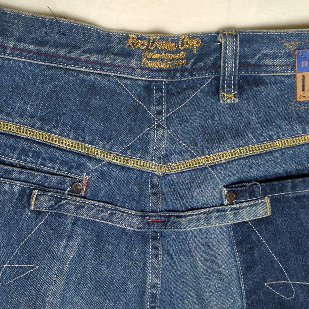 Vintage Y2K Baggy Rocawear‎ Blue Wide Leg Embroidered Jorts sz. 38W Hip Hop - Picture 12 of 16